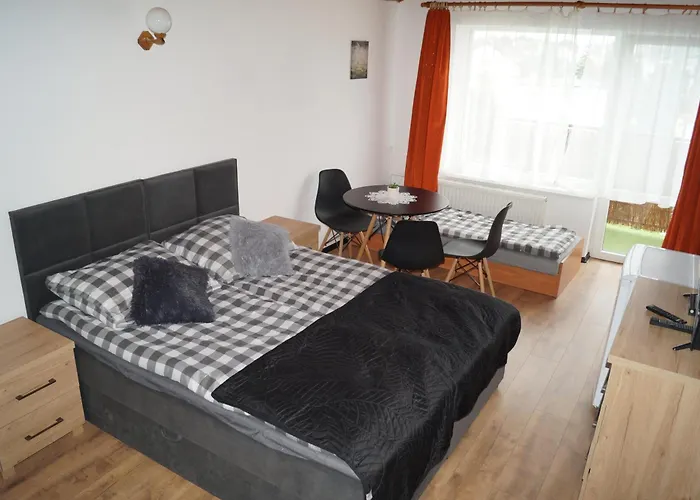 Δωμάτια σε οικογενειακή κατοικία Kosmyk *